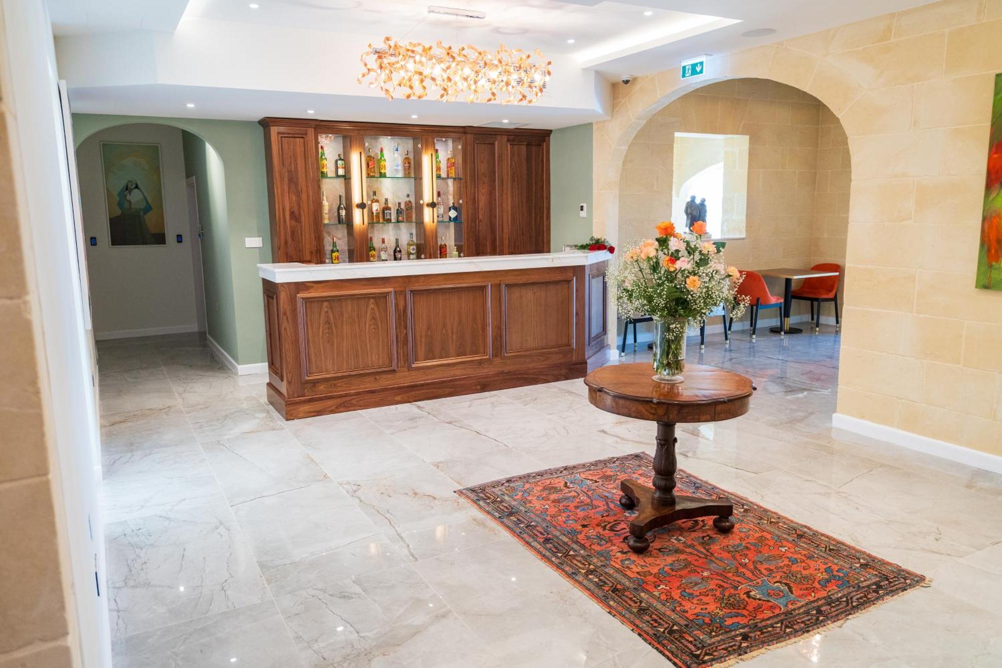 L-Eremita Boutique Hotel Qala Exterior photo