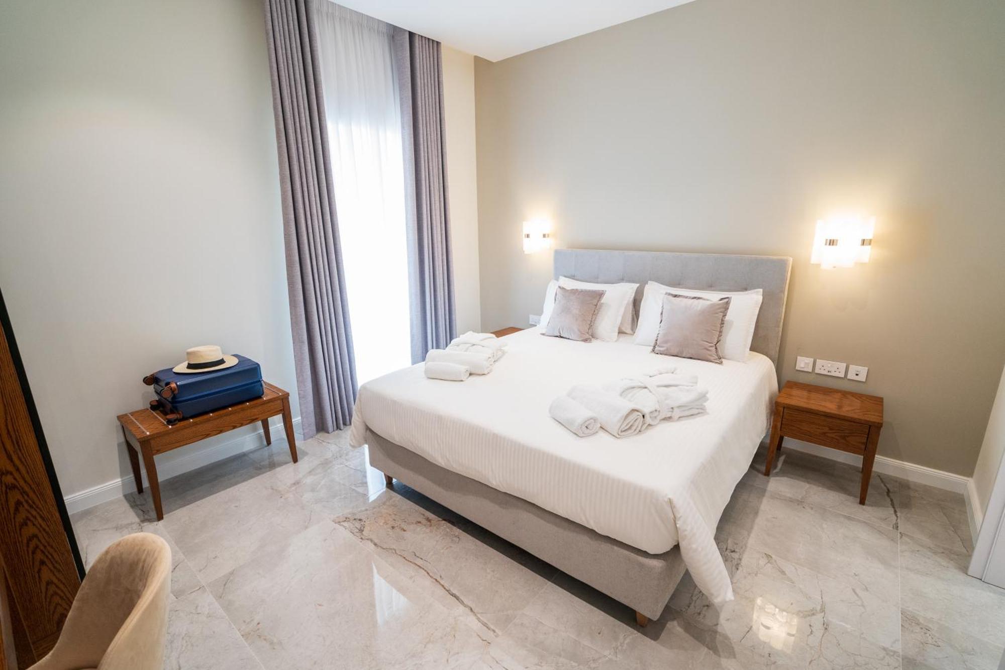 L-Eremita Boutique Hotel Qala Exterior photo